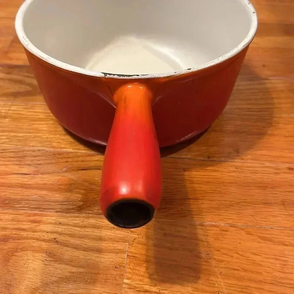 vintage heavy DESCOWARE BELGIUM Orange Flame Enamel Cast Iron Sauce Pan 7C 18 FE - Picture 5 of 7